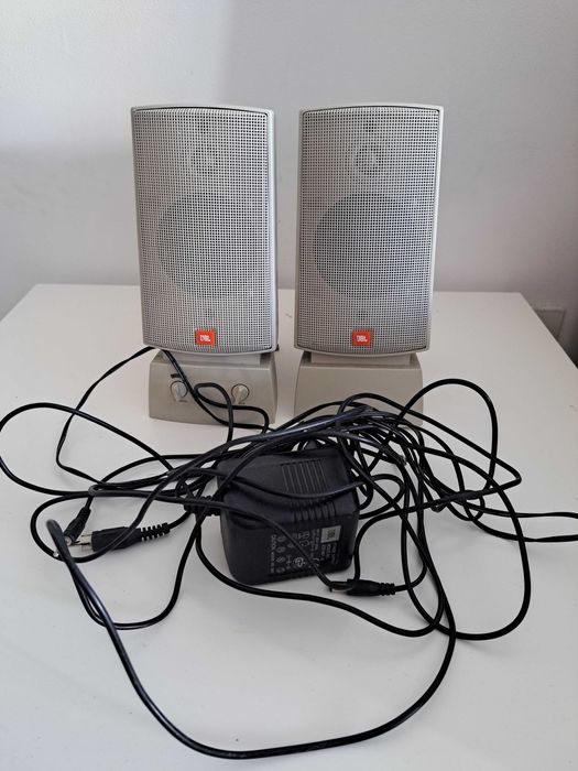 Coluna de computador JBL
