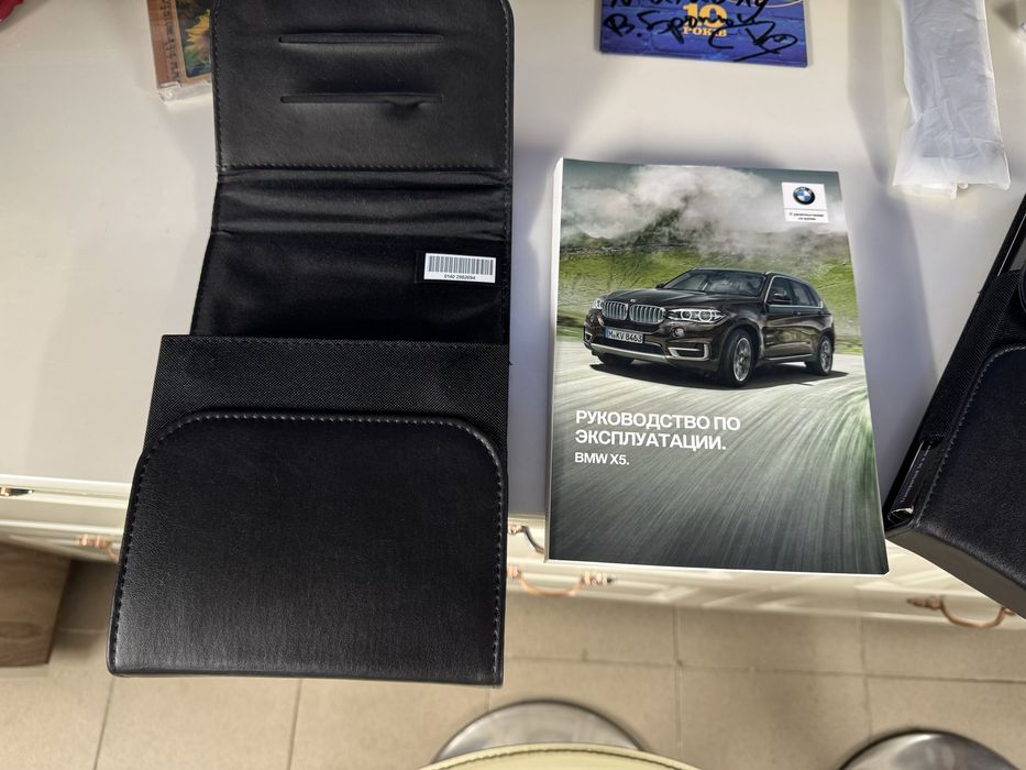 Продам оригинальную новую кожанную папку BMW для сервисных документов