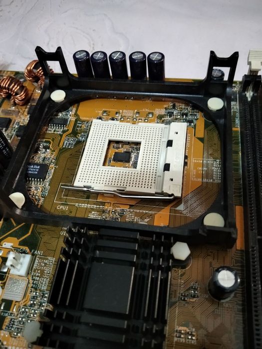 Материнская плата Asus P4VP-MX