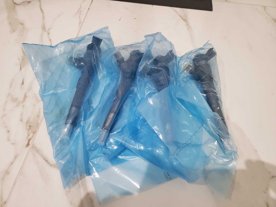 Форсунка вприску палива 0445110485 Renault (RVI)