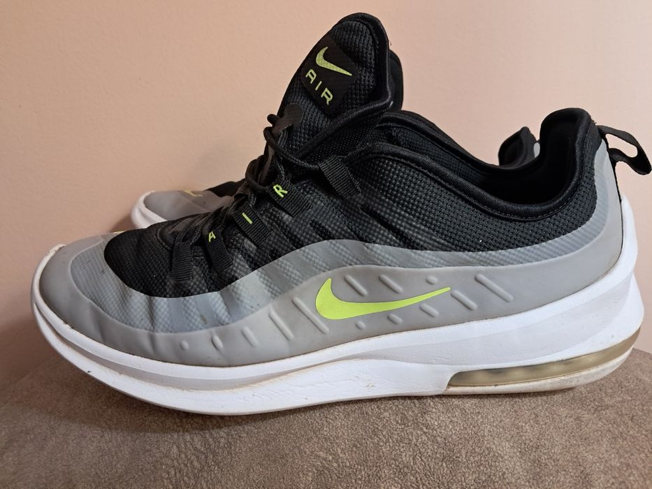 Продам кросівки чоловічі Nike 47.5смб/у