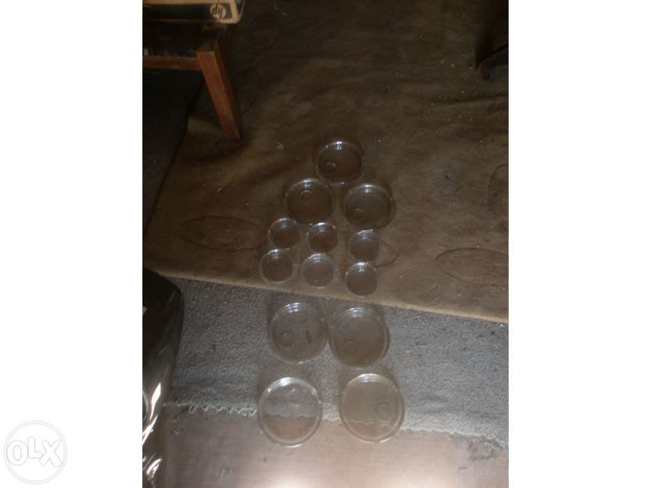 Cinzeiros em bom estado da para meter velas