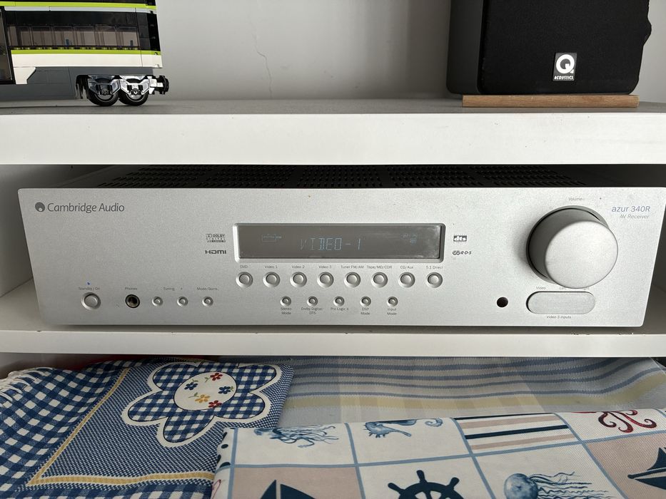 Cambridge Audio + Bose Acoustimass 10