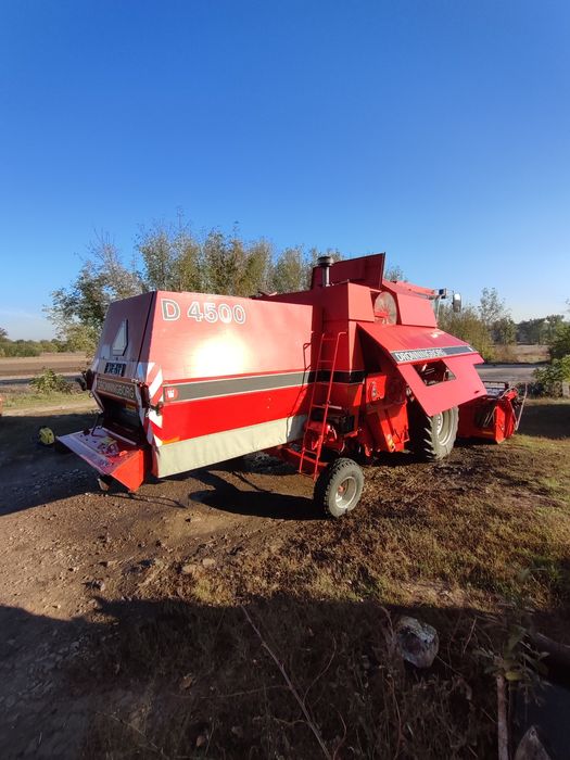 Продам комбайн Dronningborg D4500(ріпаковий стіл)