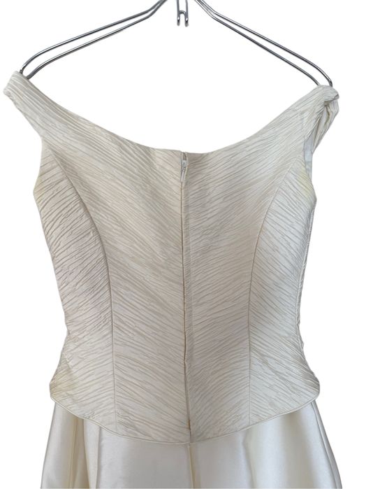 Vestido Noiva Penhalta Costura Druida marfim PT42 EU40 Uk12 com cauda