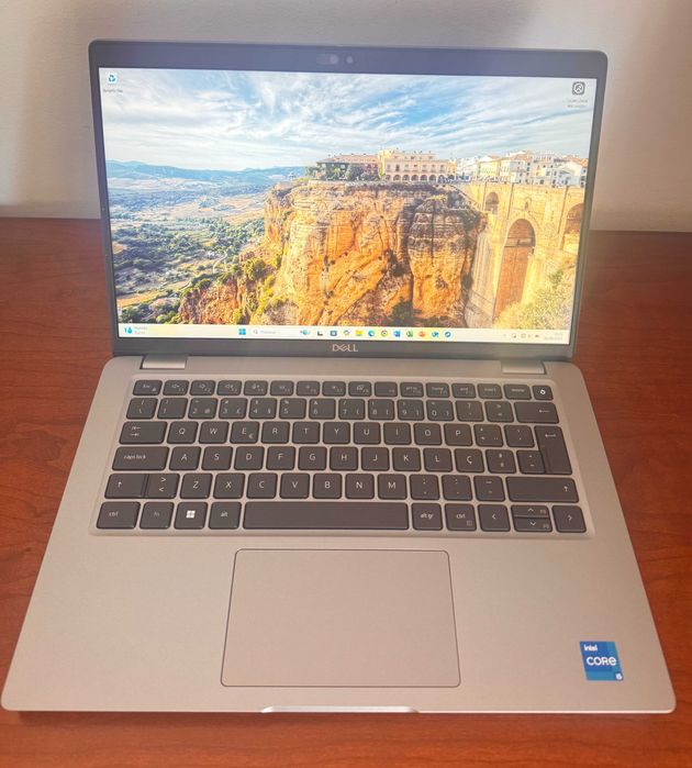 Dell Latitude 5440 |14"FulHD|i5-1335u c/10+12Cores|16Gb|256Gb|Garantia