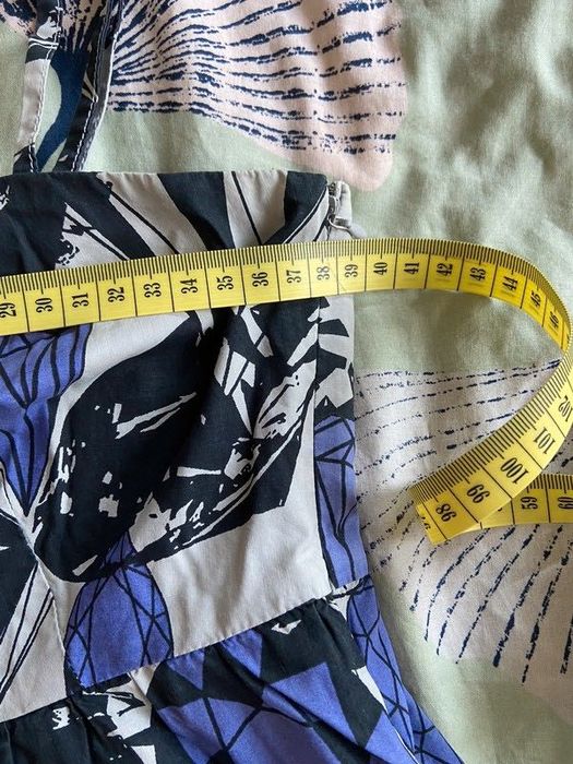 Sukienka Numph S diamenty dekolt serce