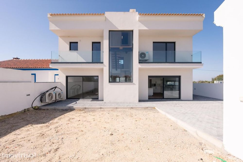 Moradia Geminada T4 com jardim, Comporta, Alcácer do Sal