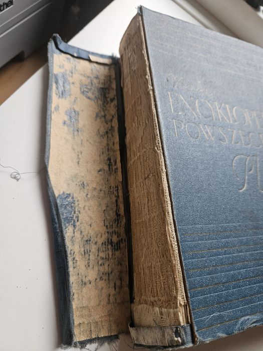 Mała Encyklopedia Powszechna PWN