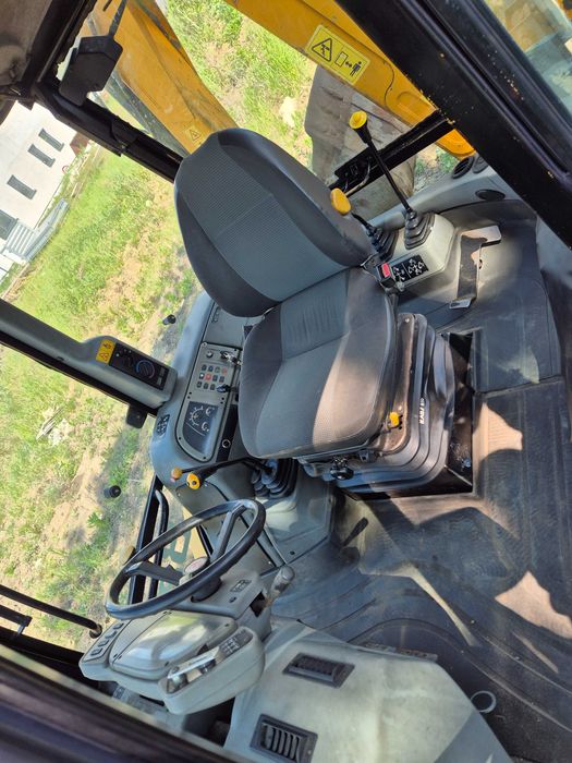 Koparko ładowarka  Terex 820 Rok 2006 koparka
