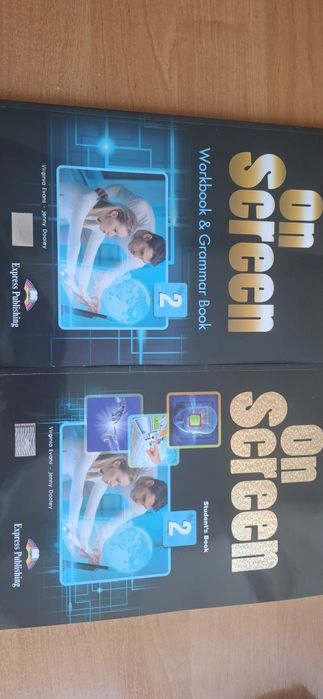 Продам підручник і зошит з англ.мови on screen 2  новий комплект