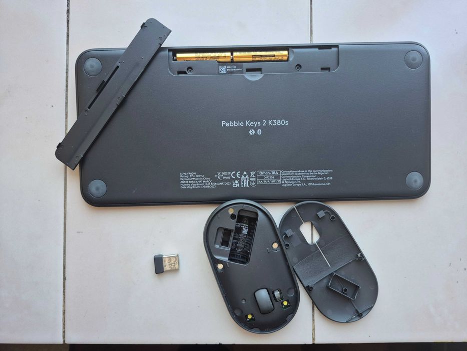 Бездротовий комплект Logitech Pebble 2 (Клавіатура K380s + Миша M350s)