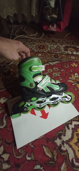 Детские раздвижные роликовые коньки (р.30-34)