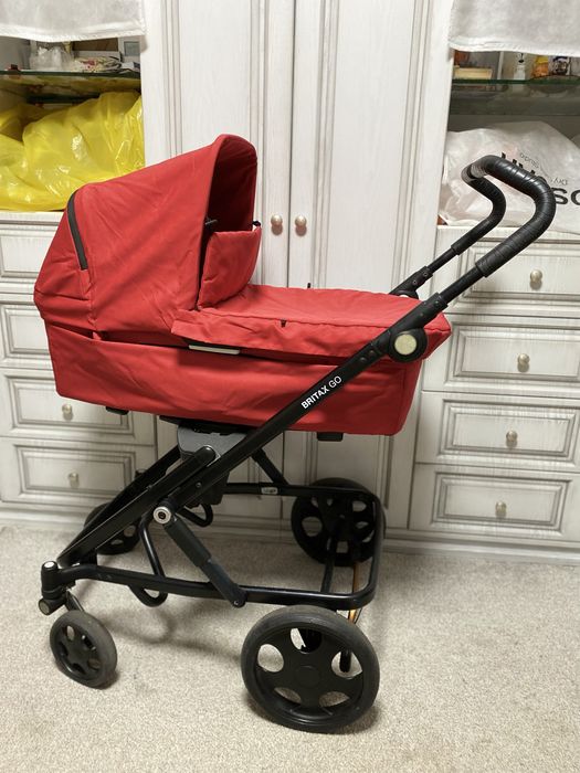 Коляска Britax Go 3 в 1 + база Baby-Safe для автолюльки
