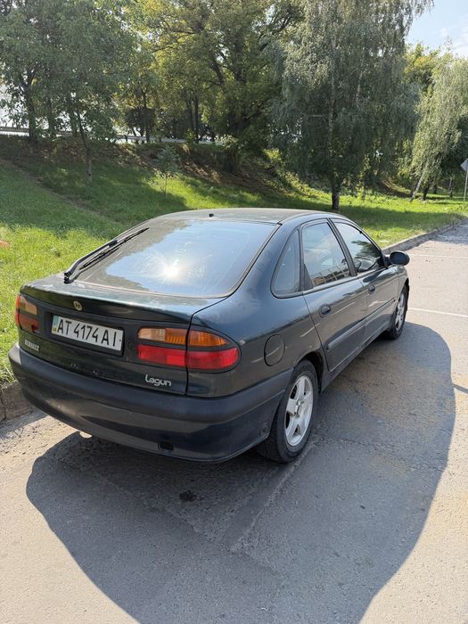 Renault laguna 1