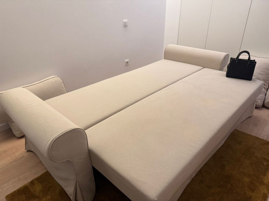 Sofá cama 3 lugares com arrumacão