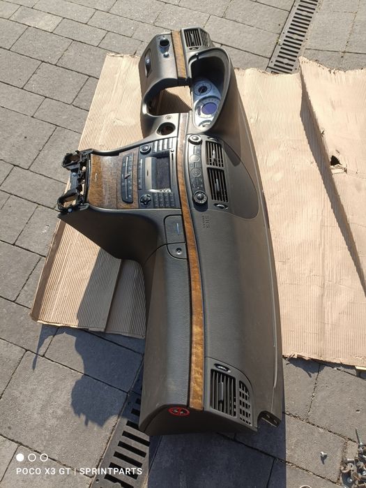 Панель торпедо Mercedes w211 консоль