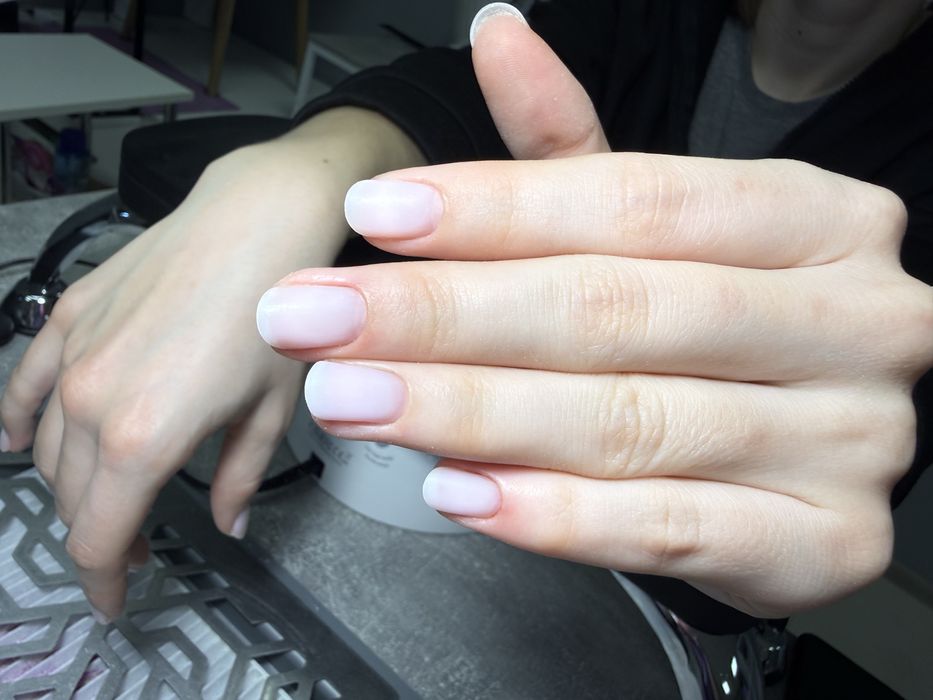 Манікюр 400 грн                                     Соломʼянська площа