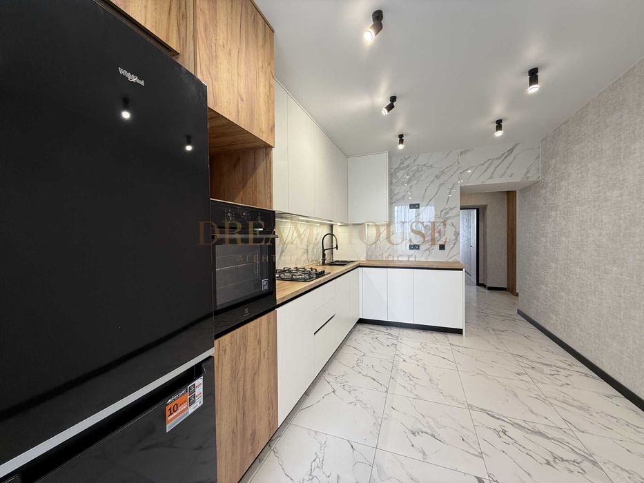 Класна нова євродвушка!