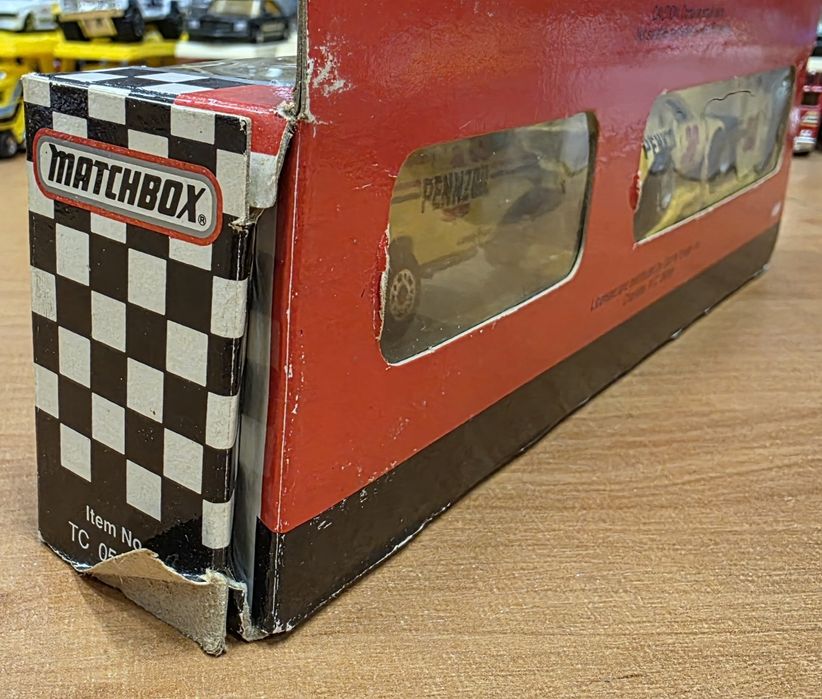 Matchbox Team Convoy Pennzoil z 1992r