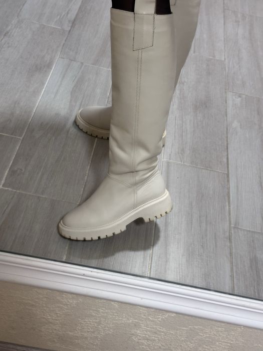 Чоботи зима натуральна шкіра молочного кольору
