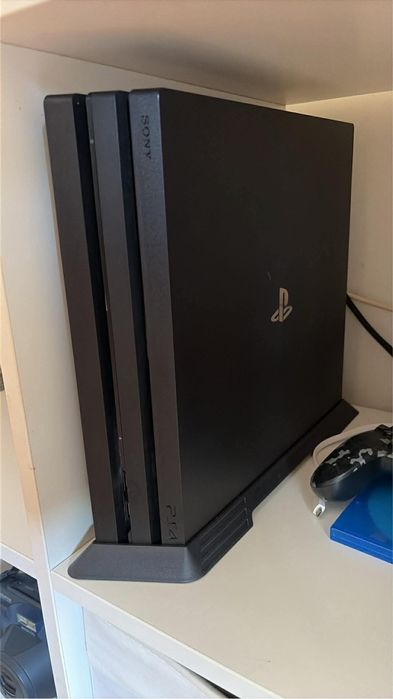 PS4 Pro desbloqueada