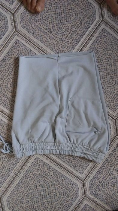 Męskie spodenki H&M roz.XL