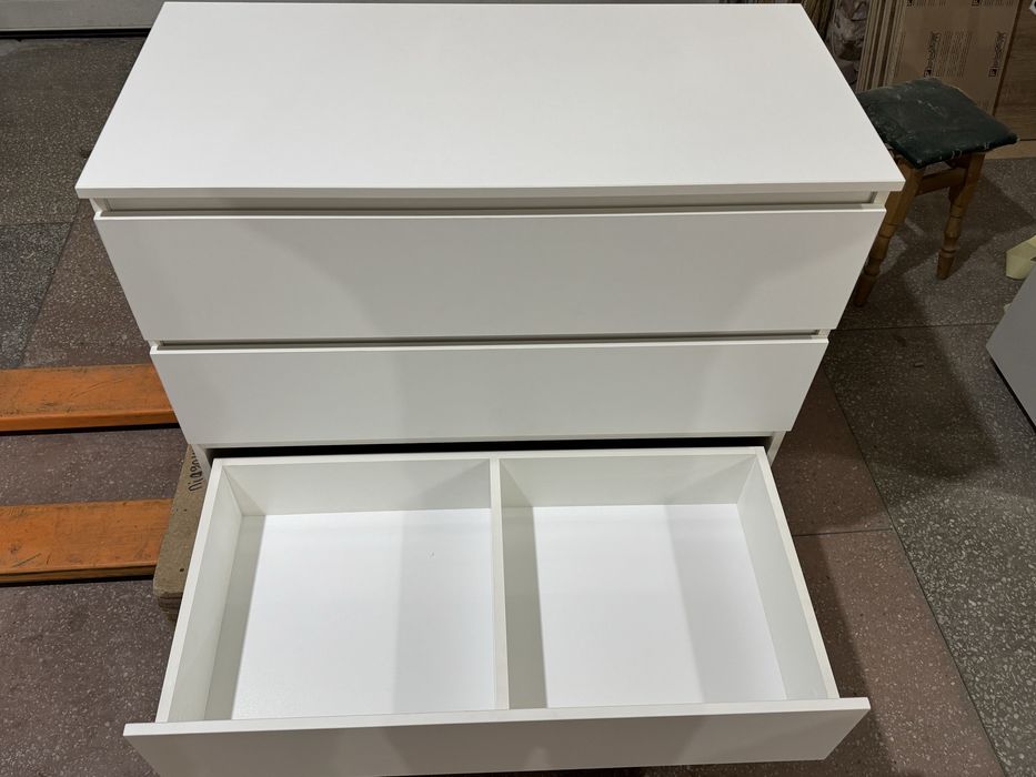 Комод для одягу на 3 ящики