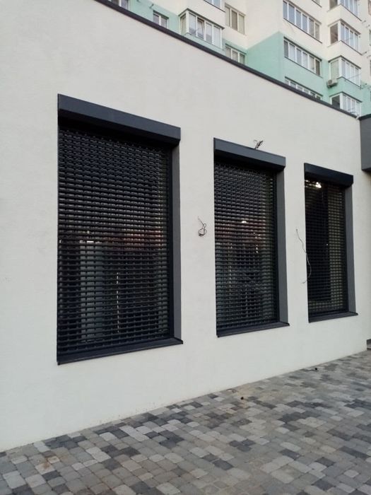 Захисні ролети. Ролети в гараж. Ролети на вікна.