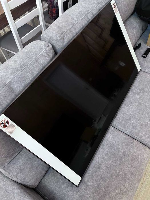 Televisão Samsung QLED Q80A, 50 polegadas NOVA + Oferta de suporte