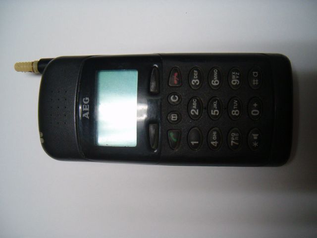 Telemóvel AEG Antigo