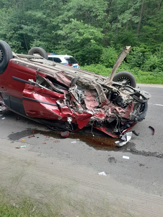 Nissan tiida 1.6 мотор після дтп