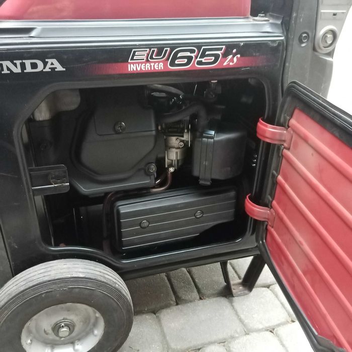 Honda EU 65 IS Profesjonalny agregat prądotwórczy generator 6,5 kW