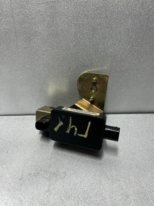 Дачик угла повороту руля vw golf 4 гольф 4