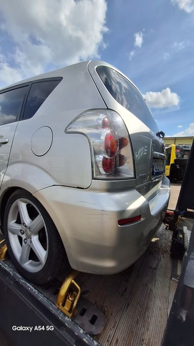 Toyota Corolla Verso 2.2 dcat części przód kompletny drzwi silnik wtryski