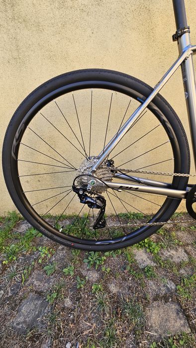Bicicleta BH Gravel X 1.0