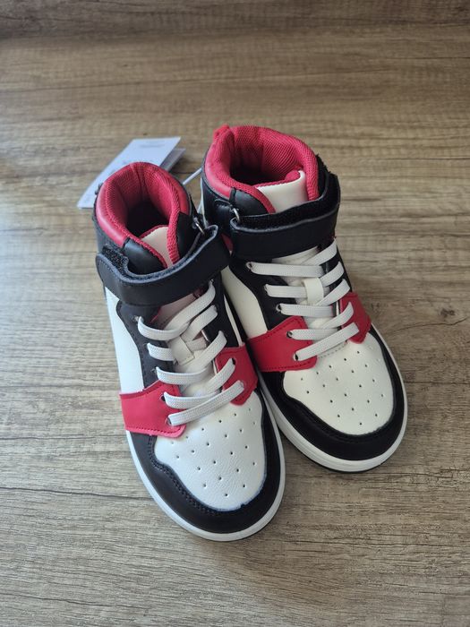 Хайтопи на дівчинку Хайтопи на хлопчика кеди кроси кросівки взуття