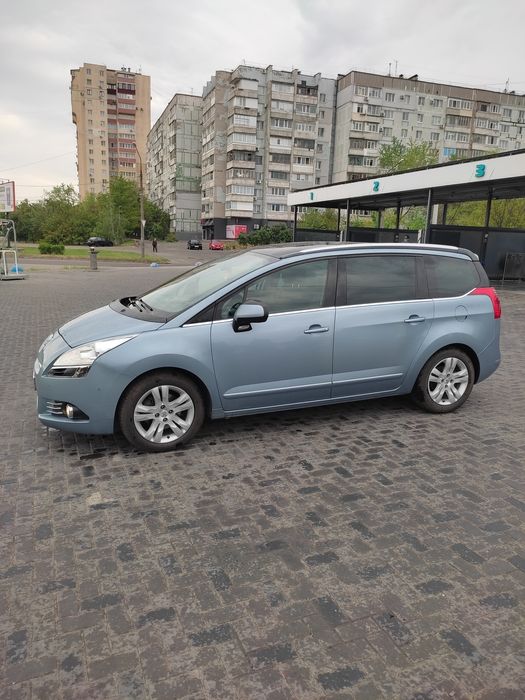 Пежо/Peugeot 5008