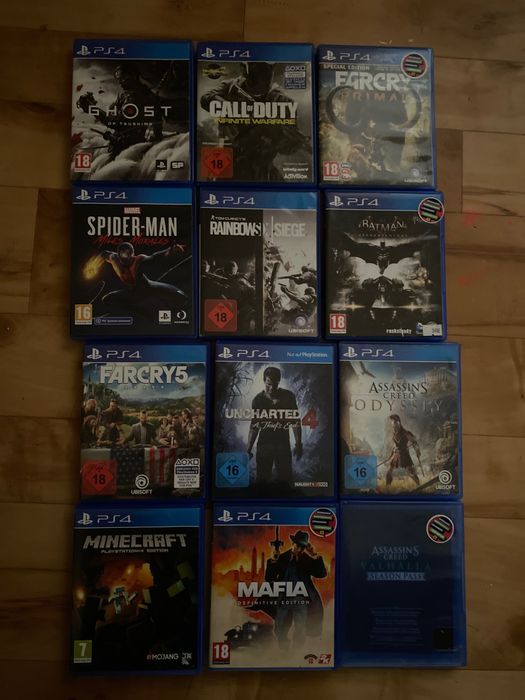 Продам PS4 Slim 1TB + 2 джойстики + 11 ігор