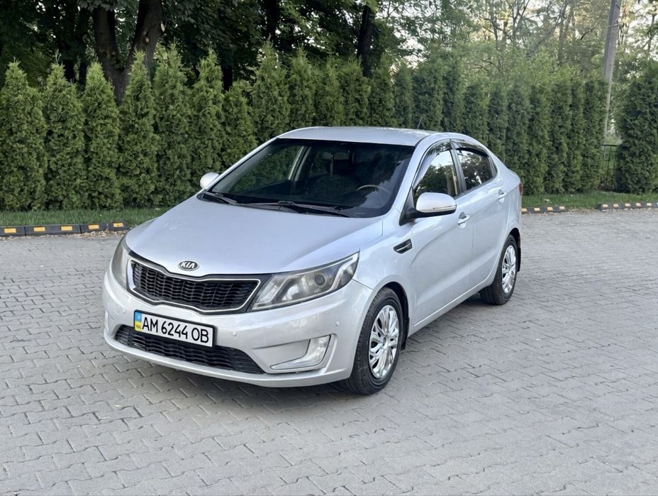 Kia rio 2013 год 1.6 автомат