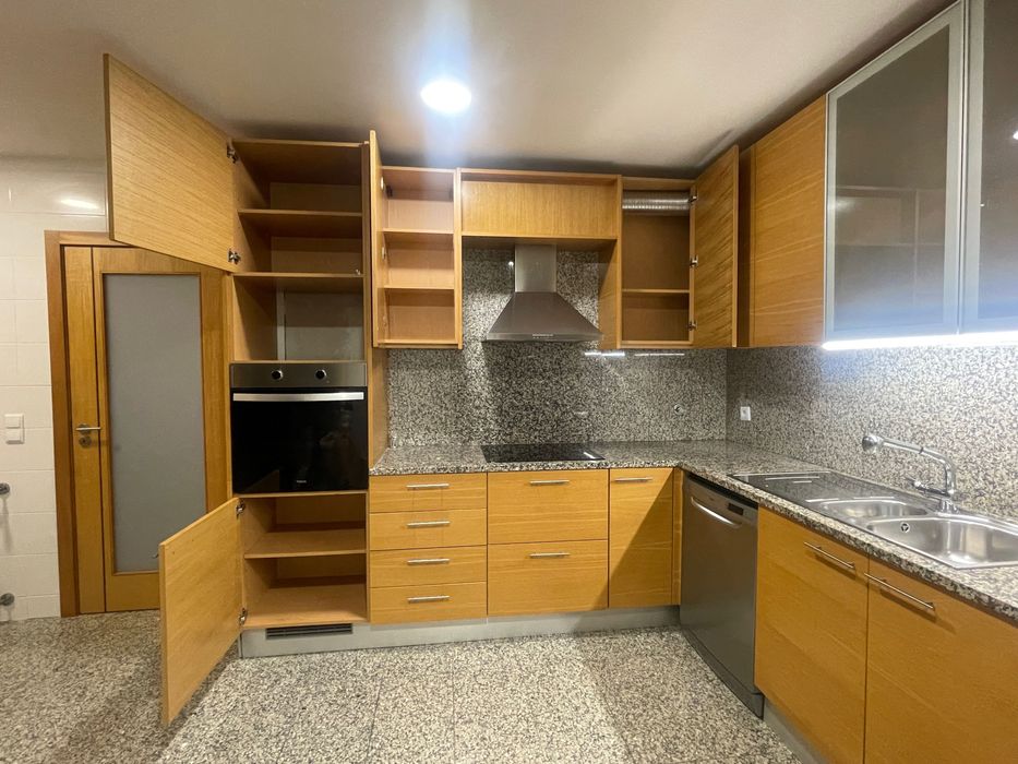 Cozinha completa com eletrodomesticos