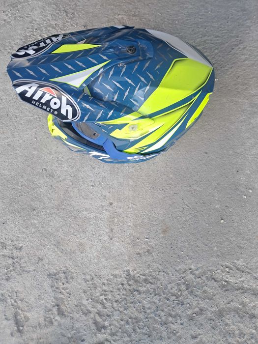 Kask airoh helmet