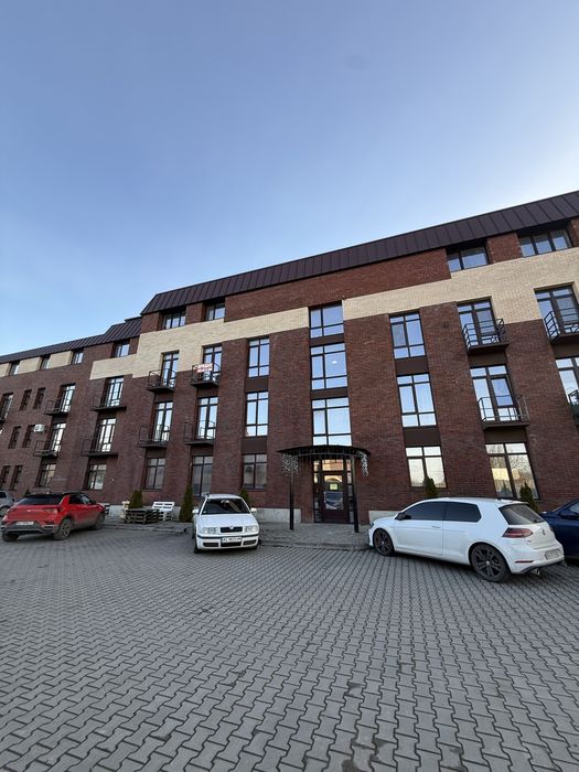 Однокімнатна квартира у клубному домі