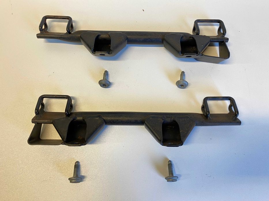 Audi A4 B6/B7 Mocowanie fotelika ISOFIX prawy lewy