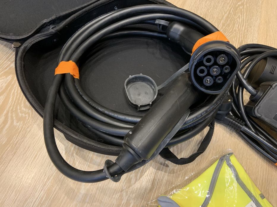 Зарядний кабель Type-2