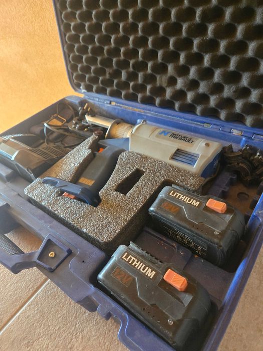 Prensa de cravar multicamadas