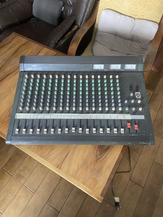 Mixer analogowy yamaha MC 1602