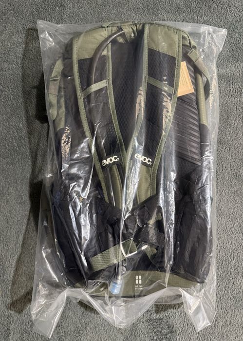 Plecak rowerowy EVOC Ride 12 + hydration bladder 2L