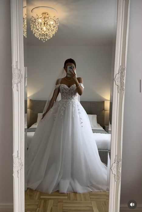 Suknia ślubna ADRIA kolekcja premium, bez ramiączek gorsetowa