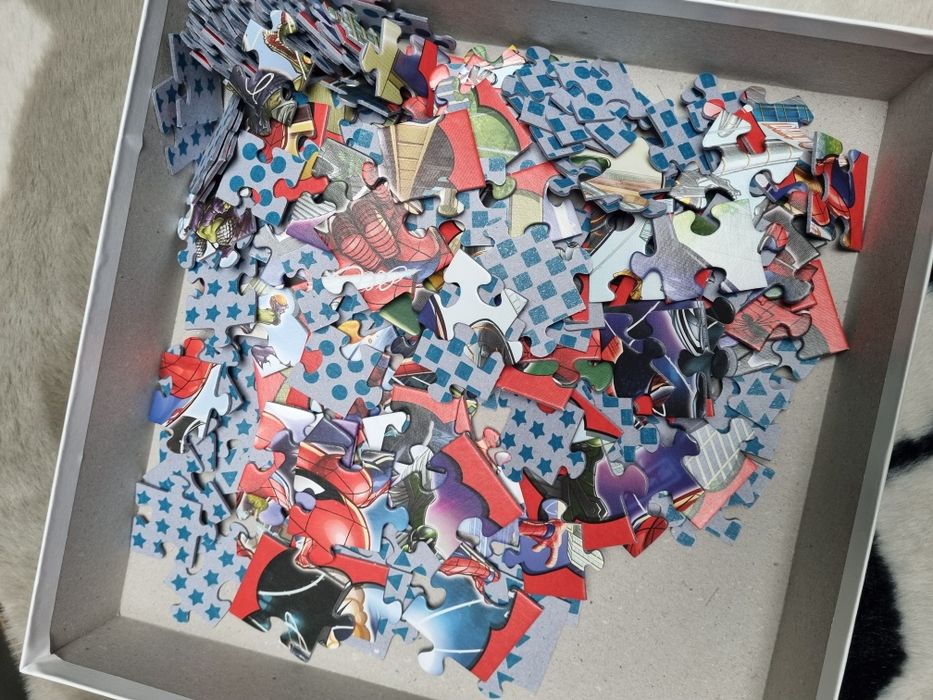 Puzzle Spider-Man. 4 w 1
